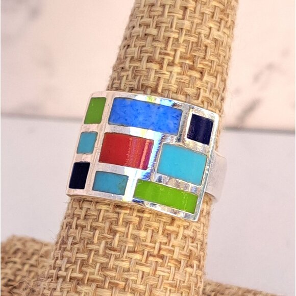 Vintage Native American Multi-Stoned Sterling Silver Ring - Picture 2 of 12